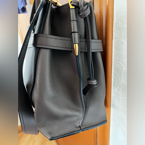 Loewe Gate Top Leather handbag - Picture 2 of 9